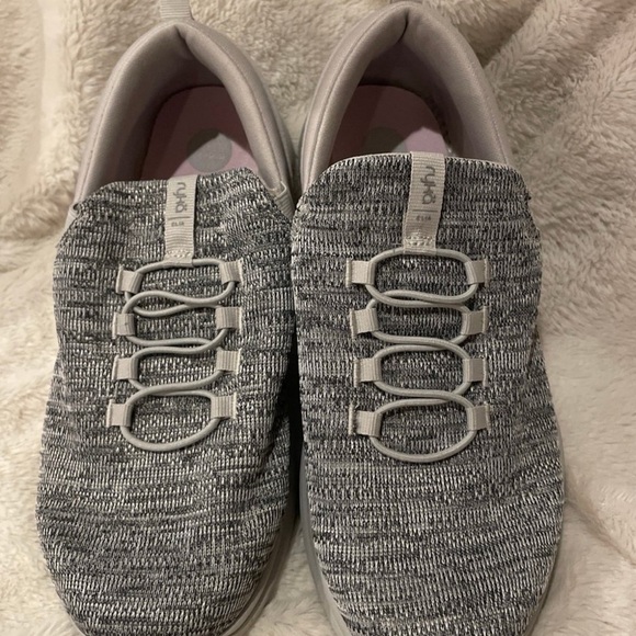 Ryka women’s 8.5 wide gray slip‎ on sneakers - Picture 2 of 4